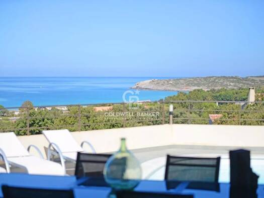 Maison de plain-pied à vendre 1 290 000 € 4 pièces 2 chambres 133,3 m² 2 877 m² de terrain Algajola 20220