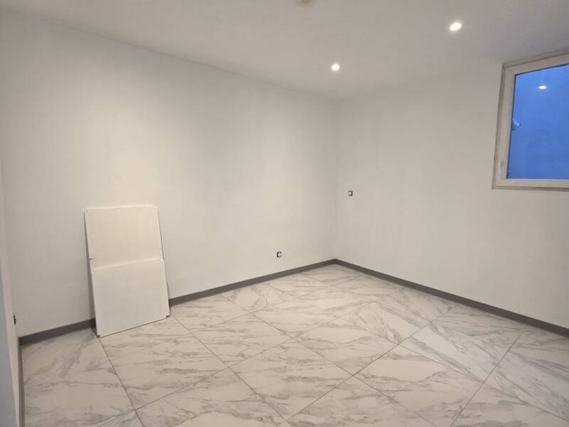 Maison à louer, 57m², MARSEILLE 3E