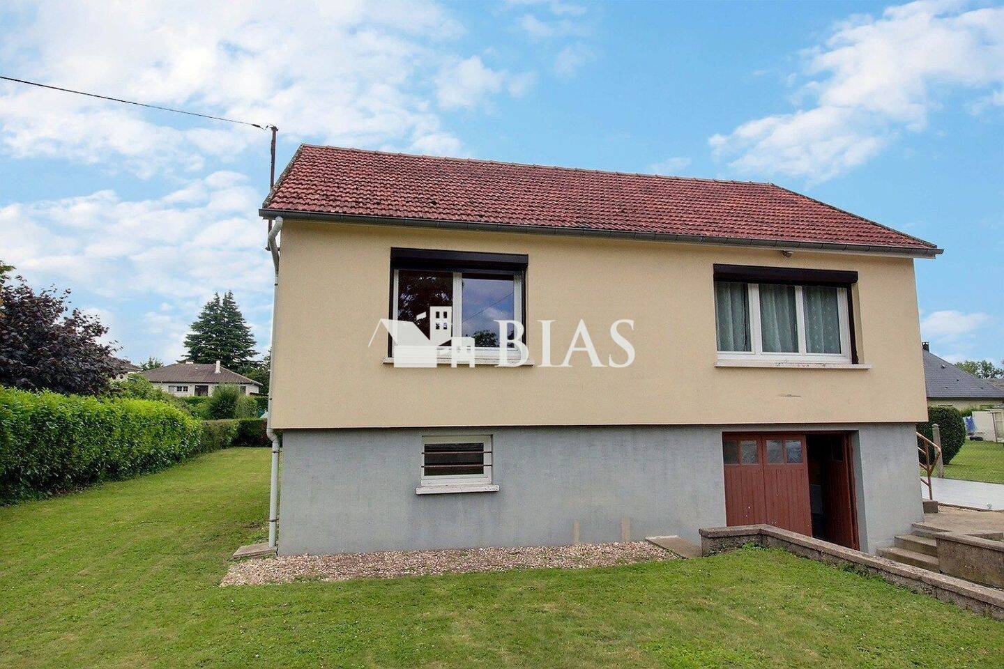 Maison à vendre, 72m², SAINT OUEN DE THOUBERVILLE