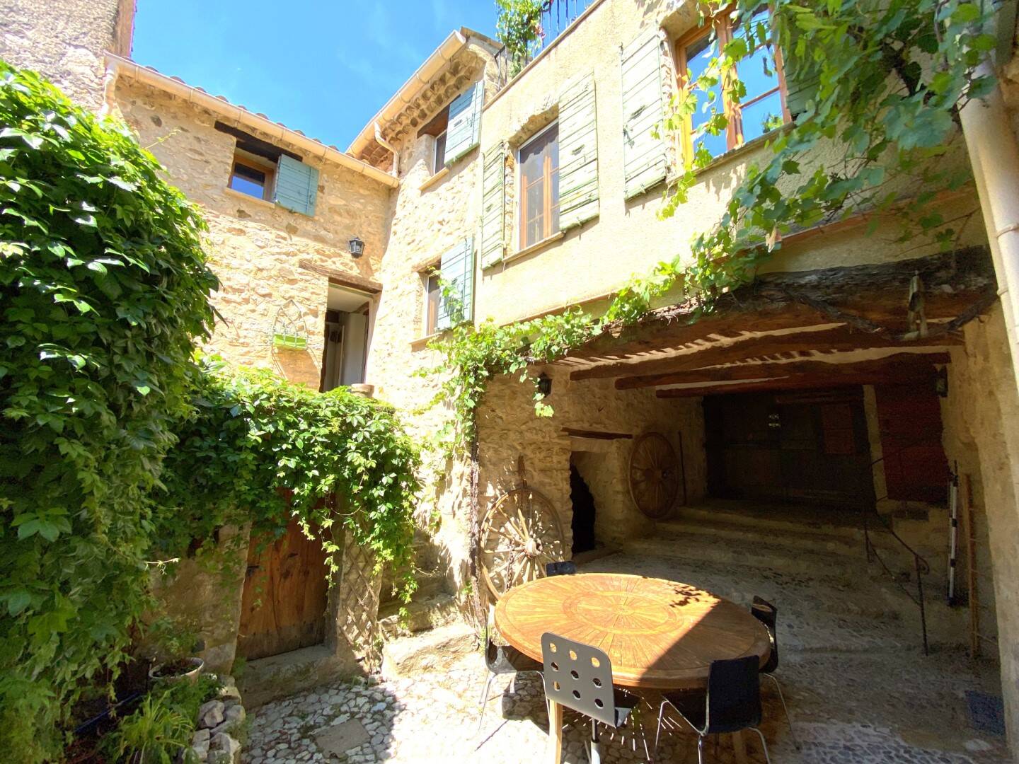 Maison à vendre, 190m², BUIS LES BARONNIES