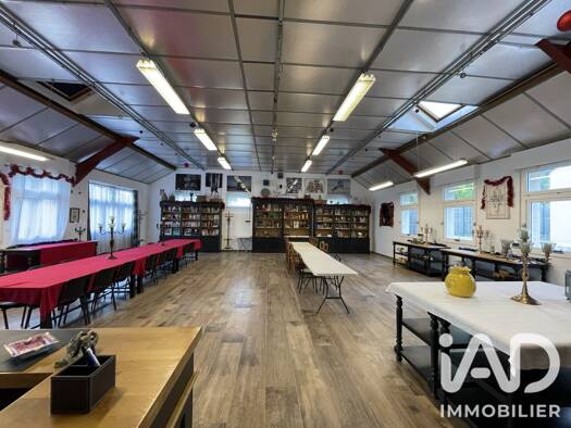 Local commercial à vendre 679 500 € 500 m² de surface de vente Berchères-sur-Vesgre 28260