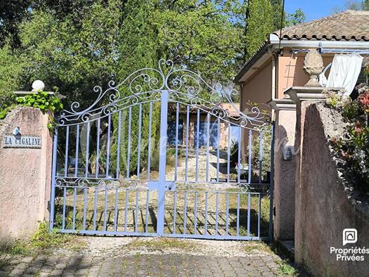 Maison à vendre 634 400 € 7 pièces 3 chambres 176,08 m² 3 200 m² de terrain Le Thoronet 83340