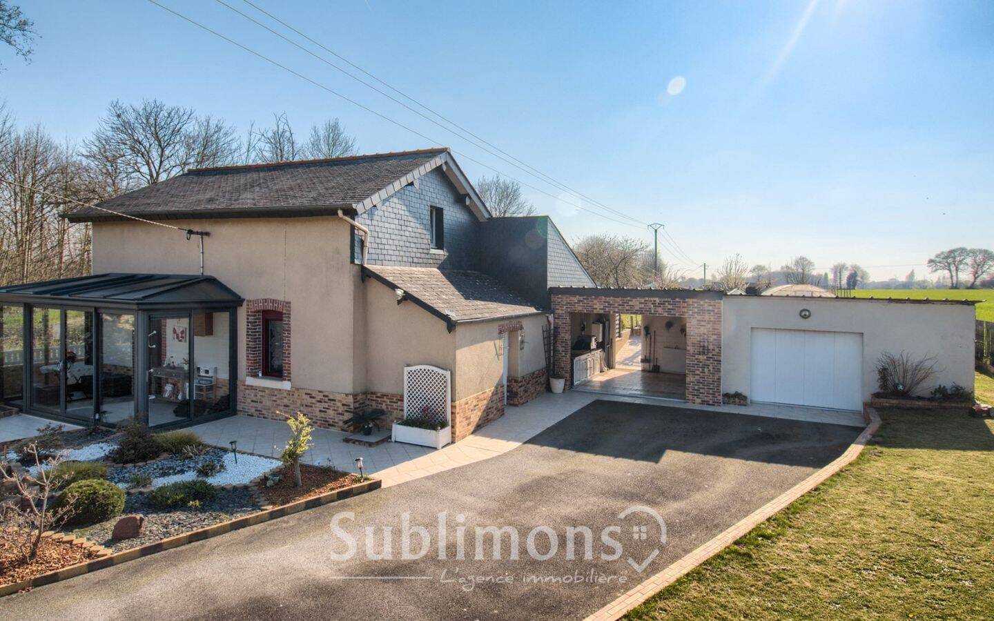 Maison à vendre, 97m², SAINT MEEN LE GRAND