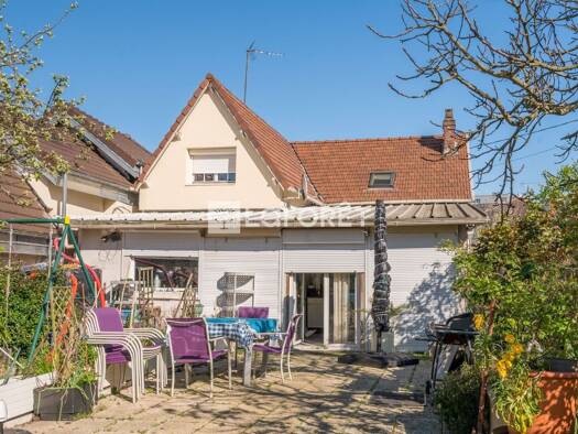 Maison à vendre 329 000 € 5 pièces 3 chambres 140 m² 548 m² de terrain Franconville 95130