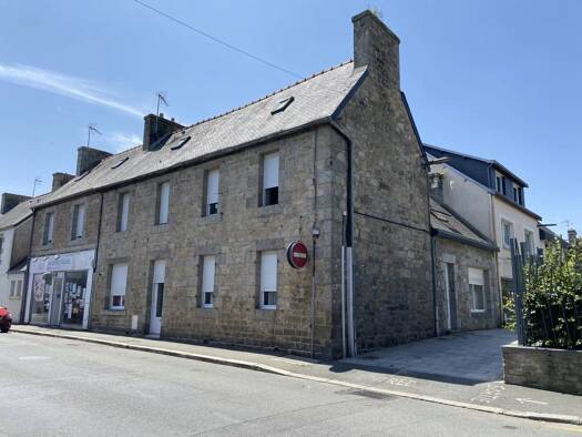 Immeuble à vendre 245 000 € 230 m² L'Etang Bégard 22140