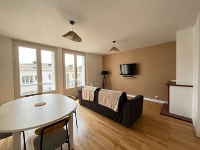 Appartement à louer 1 400 € 3 pièces 2 chambres 83 m² 3ème étage Hôtel de Ville Saint-Nazaire 44600