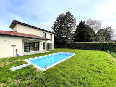 Maison à vendre 555 000 € 6 pièces 5 chambres 136 m² 714 m² de terrain Bourg St Christophe 01800