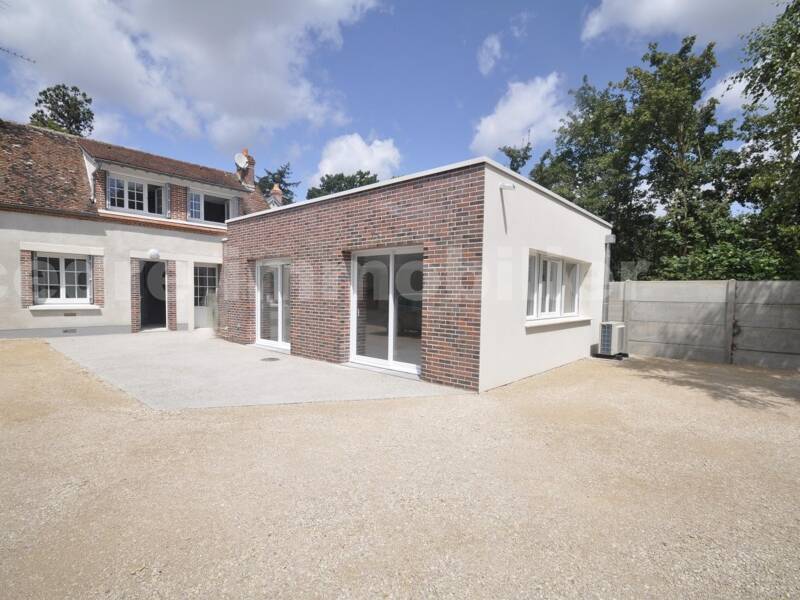 Maison à louer, 123m², SAINT PRYVE SAINT MESMIN