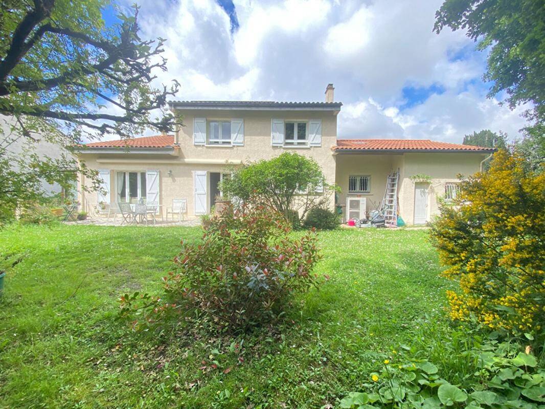 Maison à vendre, 229m², EYSINES