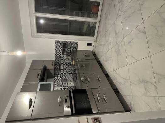 Appartement à louer 1 000 € 3 pièces 2 chambres 60 m² 5ème étage Thonon-les-Bains 74200