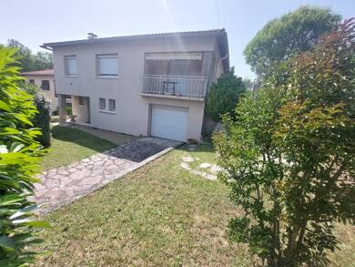 Maison à vendre 279 000 € 6 pièces 4 chambres 137 m² 857 m² de terrain Centre Ancien Millau 12100