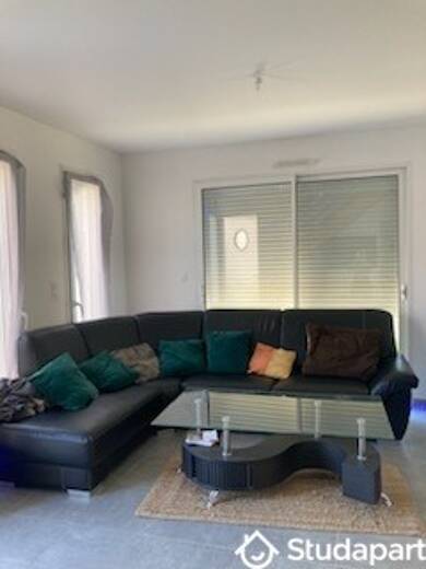 Maison à louer 1 760 € 6 pièces 4 chambres 110 m² Chene Vert-Centre Ville Saint-Barthélemy-d'Anjou 49124