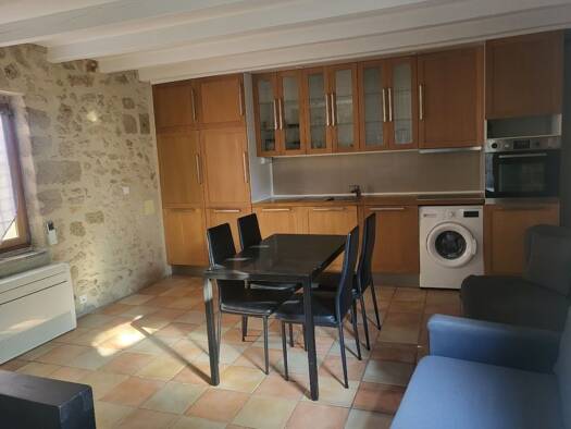 Maison à louer 520 € 2 pièces 1 chambre 44 m² Montagnac 34530