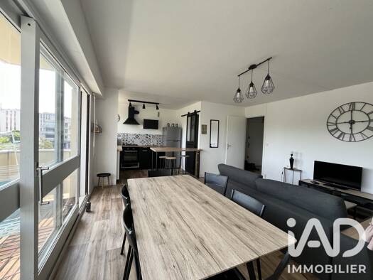 Appartement à vendre 83 500 € 3 pièces 2 chambres 69,79 m² Étage 2/3 Les Sablons-Newton Le Mans 72100