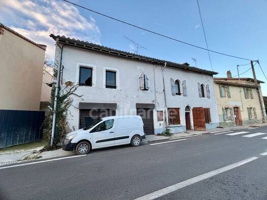 Immeuble à vendre 88 000 € 410 m² Larrazet 82500