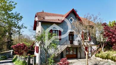 Maison à vendre 368 500 € 6 pièces 3 chambres 260 m² 5 135 m² de terrain Puyoo 64270