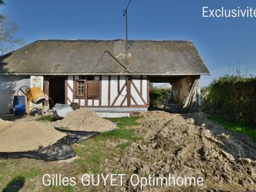 Maison de plain-pied à vendre 69 500 € 1 pièce 60 m² 8 700 m² de terrain Bernay 27300