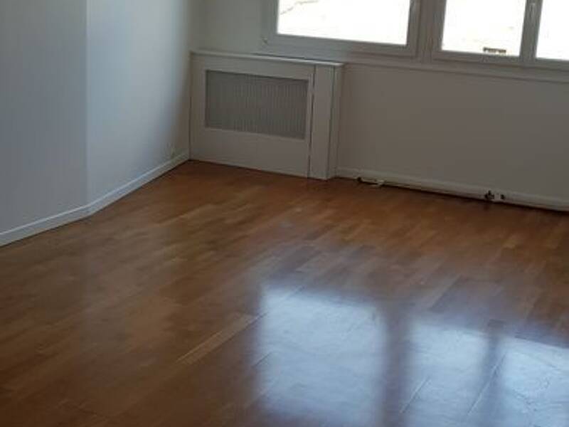 Maison à louer, 59m², PARIS 18E