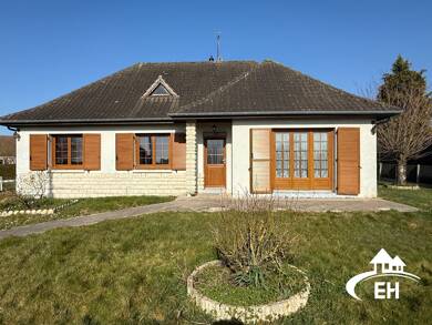 Maison de plain-pied à vendre 127 000 € 4 pièces 3 chambres 88 m² 1 000 m² de terrain Rugles 27250