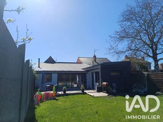 Maison de ville à vendre 359 000 € 8 pièces 4 chambres 160 m² 250 m² de terrain Moulin Blanc-La Bruyere Saint-Amand-les-Eaux 59230