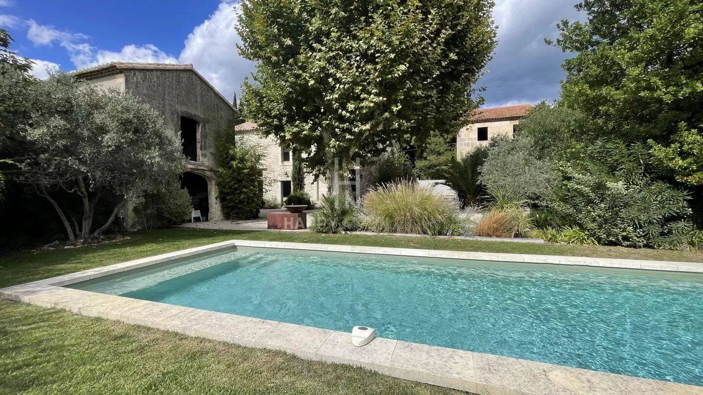 Maison à vendre, 242m², MAUSSANE LES ALPILLES
