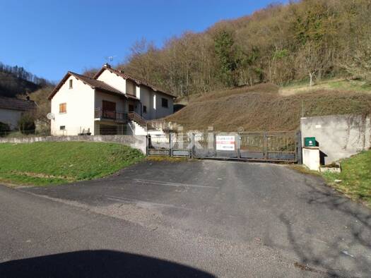 Maison à vendre 130 000 € 4 pièces 3 chambres 103,4 m² Saint-Hippolyte 25190