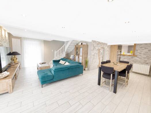 Maison à vendre 700 000 € 5 pièces 3 chambres 123 m² 995 m² de terrain Behobie Socoa Urrugne 64122