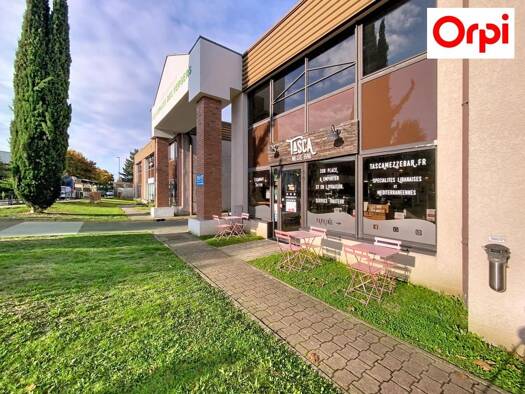 Local commercial à vendre 302 500 € Bretonniere-Grande Ile B Voisins-le-Bretonneux 78960