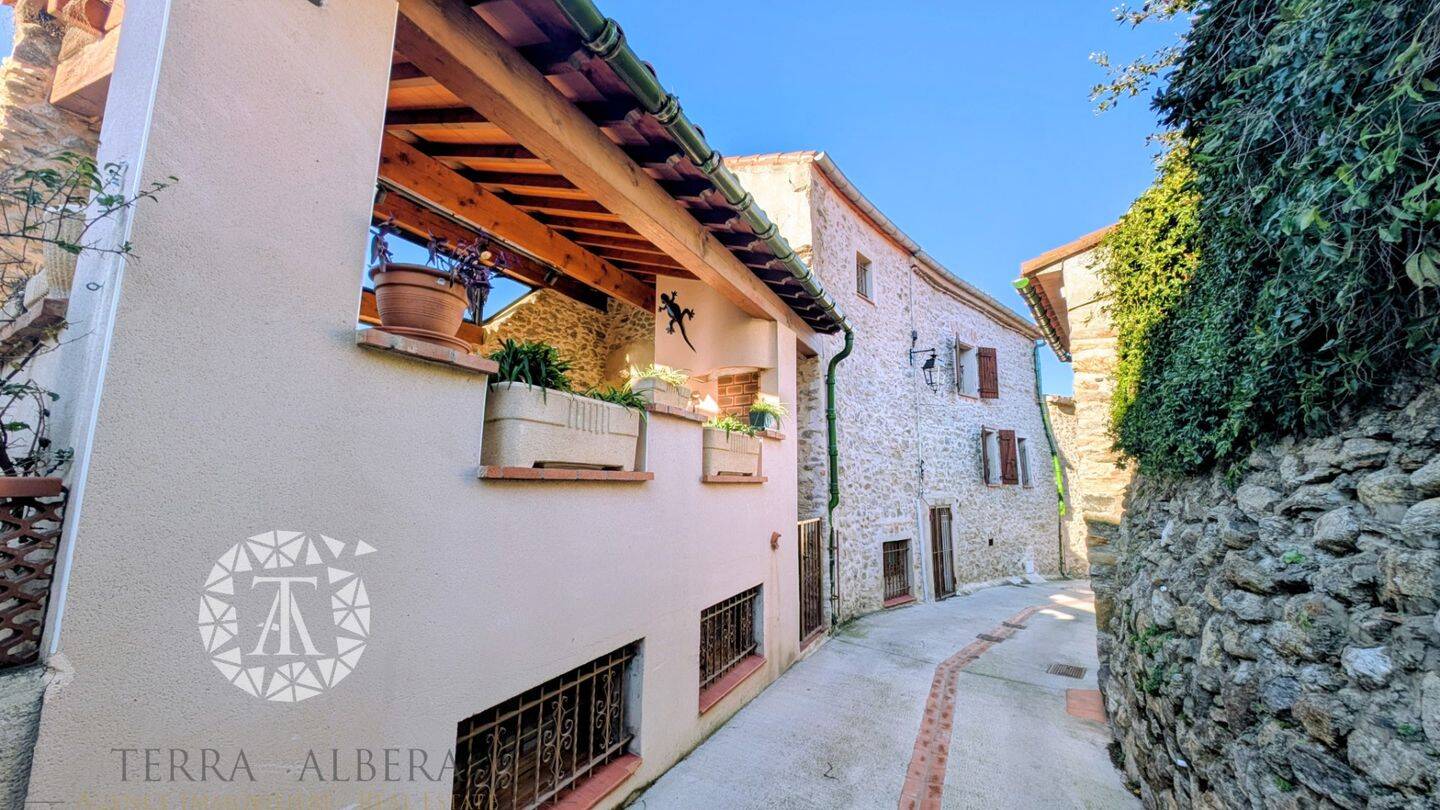 Maison à vendre, 120m², LAROQUE DES ALBERES