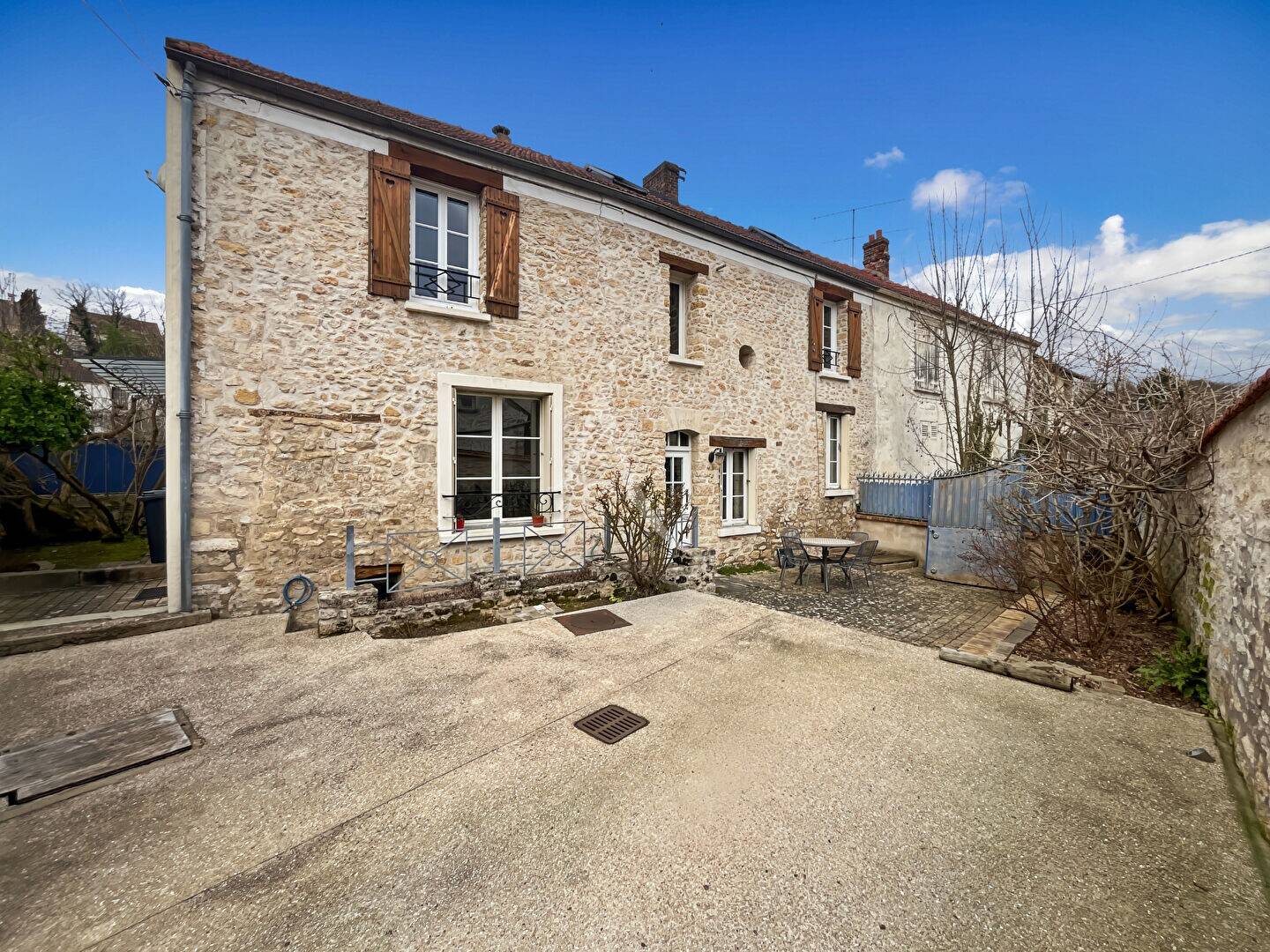 Maison à vendre, 140m², OINVILLE SUR MONTCIENT