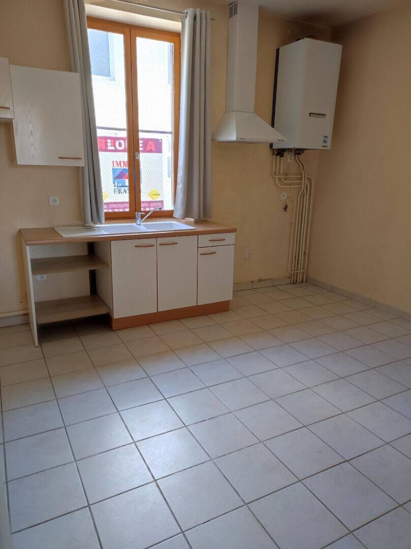 Maison à louer, 58m², OYONNAX
