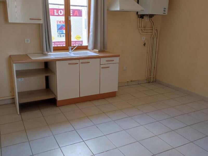 Maison à louer, 58m², OYONNAX