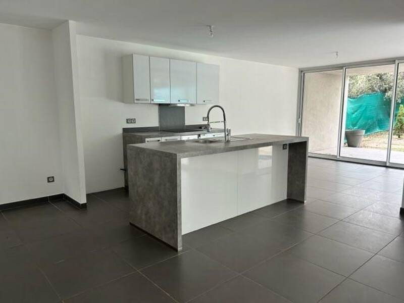 Maison à louer, 135m², MARSEILLE 11E