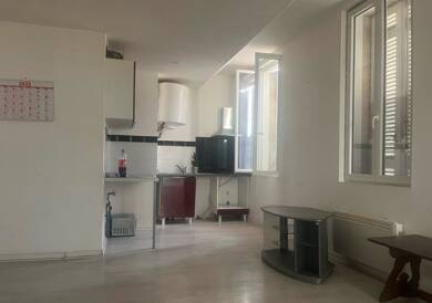 Appartement à louer 550 € 1 pièce Castillon-la-Bataille 33350