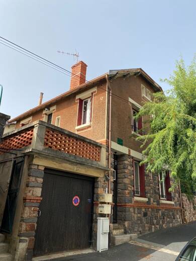 Immeuble à vendre 230 600 € 124 m² Ouest Thermal Chatel Guyon 63140