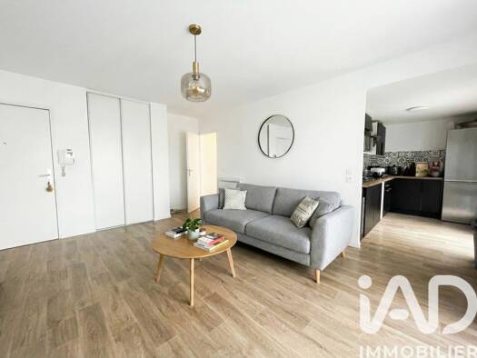 Appartement à vendre 199 000 € 3 pièces 2 chambres 64,35 m² Étage 2/3 Butte Pinson Saint-Denis 93380