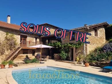 Maison à vendre 900 000 € 11 pièces 4 chambres 335 m² 40 000 m² de terrain Saint-Marcellin 38160