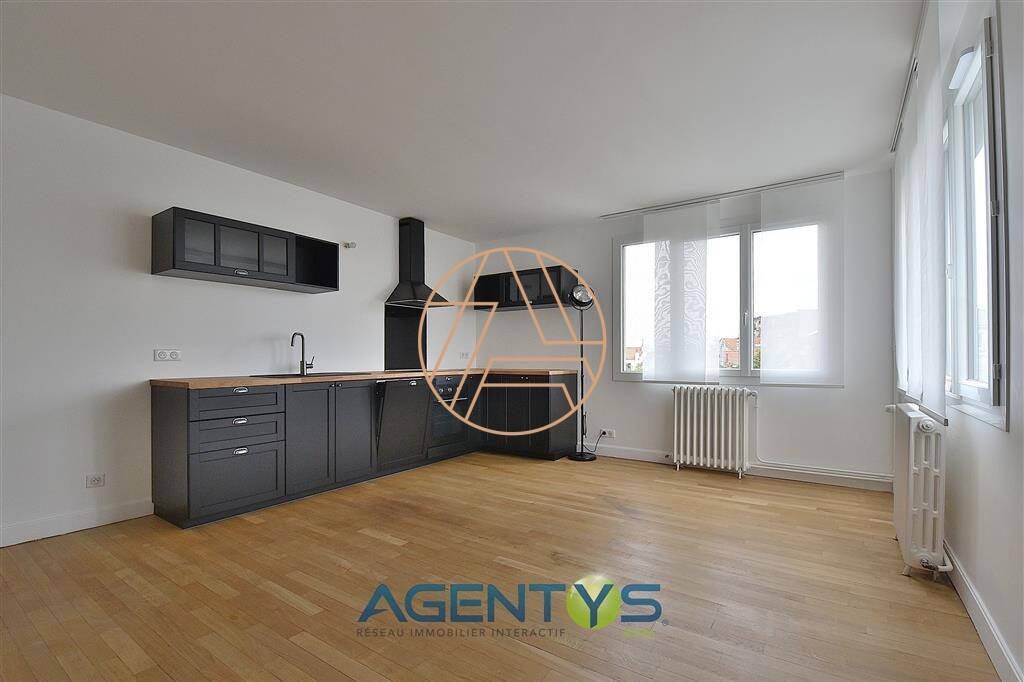 Maison à louer, 48m², SAINT MAUR DES FOSSES