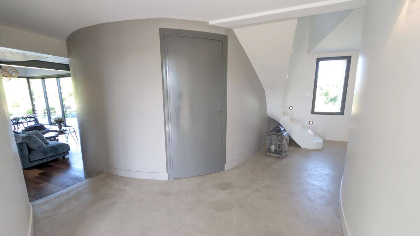 Maison à vendre, 208m², SAINT QUENTIN EN TOURMONT