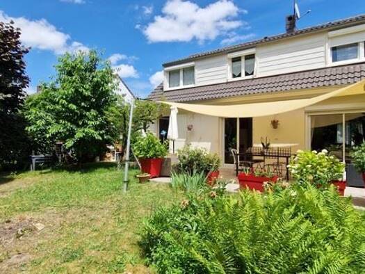 Maison à vendre 279 900 € 6 pièces 4 chambres 102 m² 330 m² de terrain Coulee Verte Meulan-en-Yvelines 78250