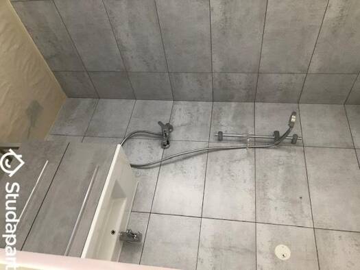 Colocation à louer 650 € 1 pièce 2 chambres 12 m² RDC Le-Perollier Écully 69130