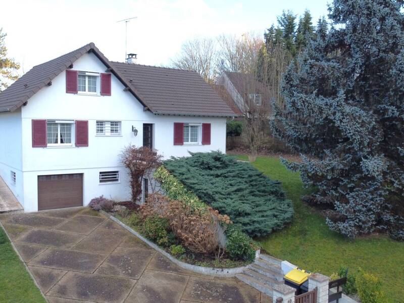 Maison à louer, 154m², LES MESNULS
