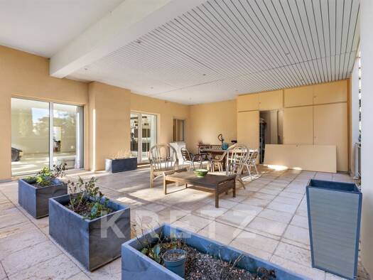 Appartement à vendre 869 000 € 6 pièces 4 chambres 170 m² RDC/8 Cannes Marina-La Roubine Mandelieu-la-Napoule 06210