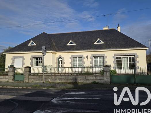 Maison de plain-pied à vendre 283 000 € 5 pièces 5 chambres 198 m² 1 100 m² de terrain Herbignac 44410