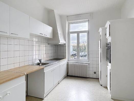 Appartement à louer 790 € 3 pièces 2 chambres 78 m² Étage 2/3 Haut-Rhele Venizelos Saint Victor Montigny-lès-Metz 57950