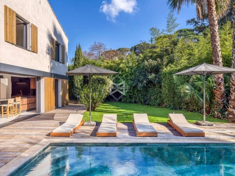 Maison à vendre, 140m², LA CROIX VALMER