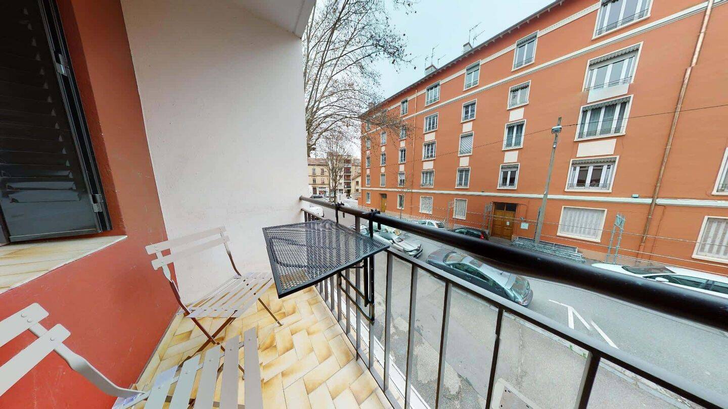 Room in Cours Docteur Jean Damidot, Villeurbanne for 70 m² with — 9