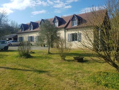 Maison à vendre 378 000 € 11 pièces 7 chambres 305 m² 5 000 m² de terrain Coulans sur Gee 72550