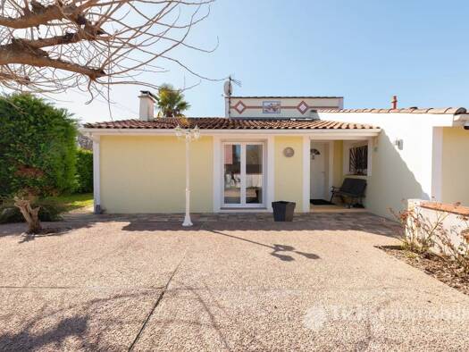 Maison de plain-pied à vendre 315 000 € 5 pièces 4 chambres 126,9 m² 909 m² de terrain Noé 31410