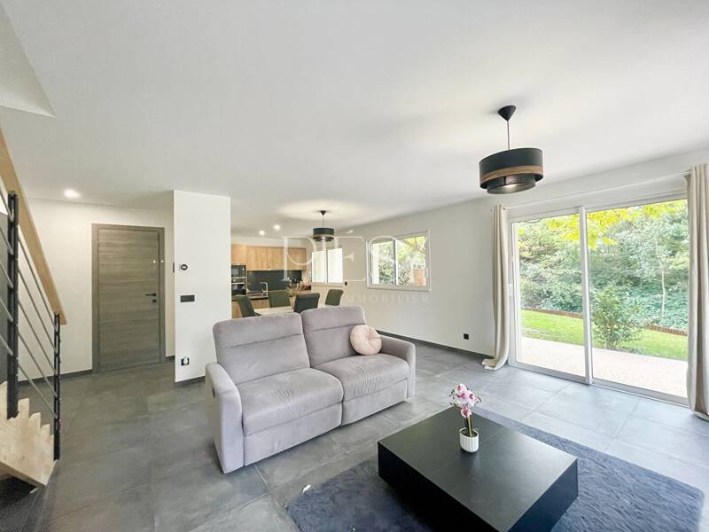 Maison à louer, 97m², VULBENS